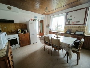 Detached House with Barn, Private Garden and Open View