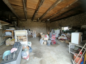 Detached House with Barn, Private Garden and Open View