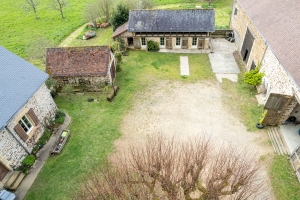 Detached Country House with Outbuildings