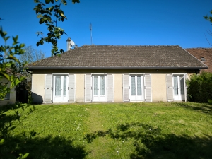 Single Storey Detached House with Garden