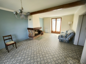 Detached Country House with Open Views and Barn