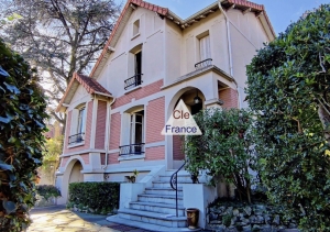 Period Property with Landscaped Garden