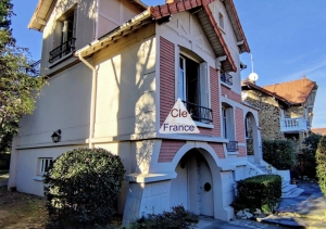 Period Property with Landscaped Garden