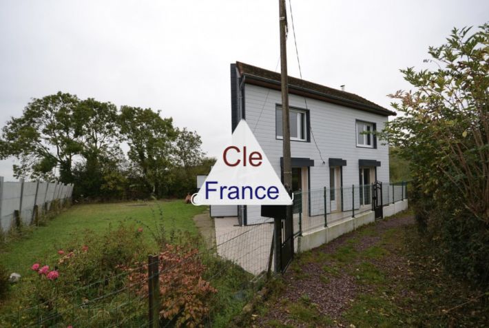 Main Photo of a 6 bedroom  House for sale