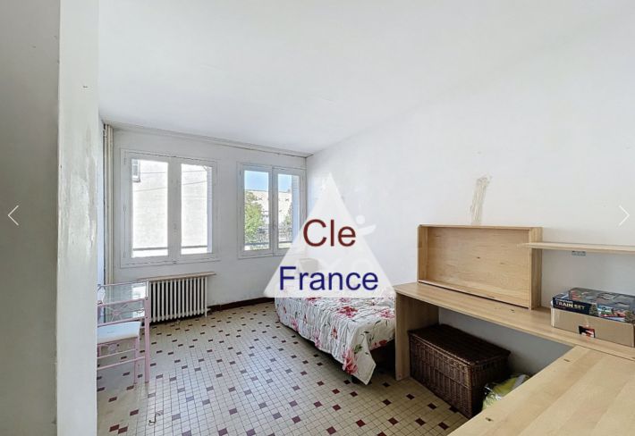 Detached House to Improve with Garden