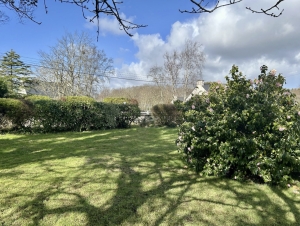 Detached House with Garden by the Coast