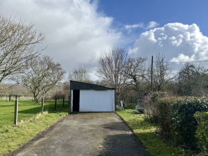 Detached House with Garden by the Coast