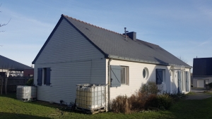 Detached House with Garden
