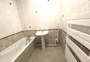 Beautiful Fully Renovated Apartment