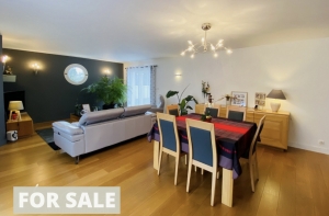 Contemporary Detached House by the Coast