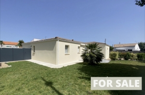 Contemporary Detached House by the Coast