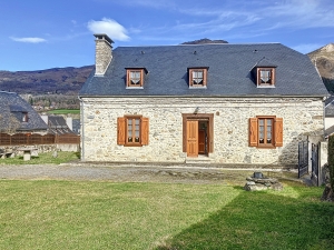 Stunning House in the Heart of Pyrenees National Park