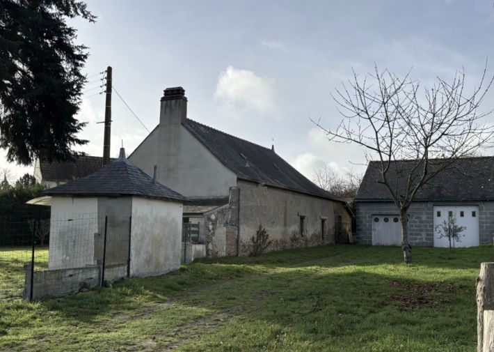 Detached Country House with Direct Access to River