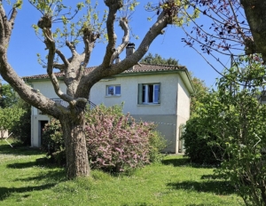 Detached House with Garden and Nice Views