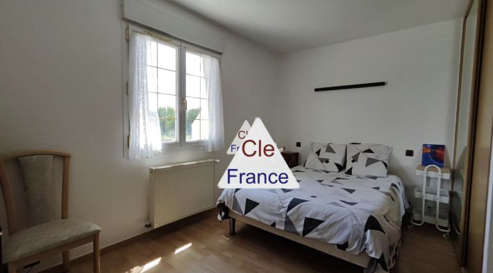 Beautiful Family Home with Swimming Pool