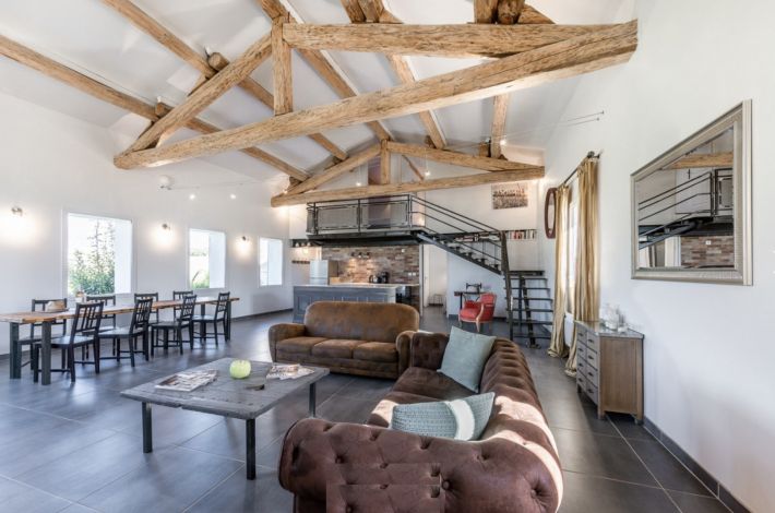 Splendid Former Farmhouse with Guest Gites, Cottages