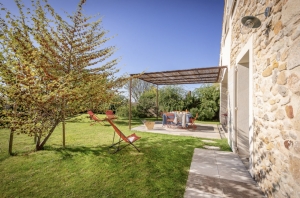 Splendid Former Farmhouse with Guest Gites, Cottages