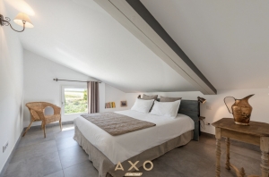 Splendid Former Farmhouse with Guest Gites, Cottages