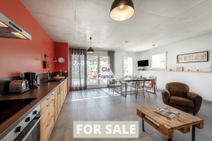 Splendid Former Farmhouse with Guest Gites, Cottages