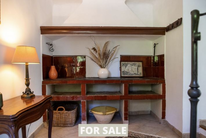 Detached Country House with Swimming Pool