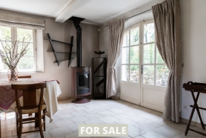 Detached Country House with Swimming Pool