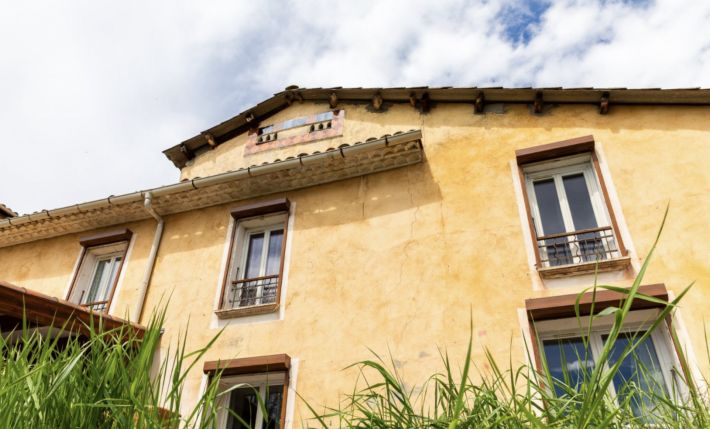 Main House and Former Water Mill in Lovely Setting
