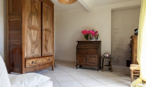 Main House and Former Water Mill in Lovely Setting