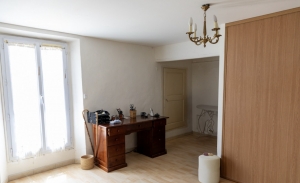 Main House and Former Water Mill in Lovely Setting