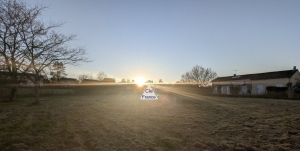 Detached Country House with Swimming Pool and Land