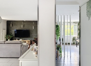 Beautiful Family Home with Pool in Garden