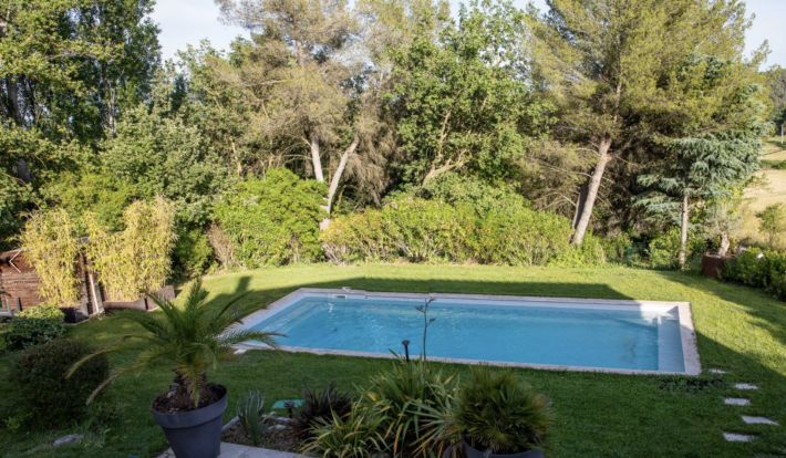 Detached Villa with Pool, Jacuzzi and Sauna