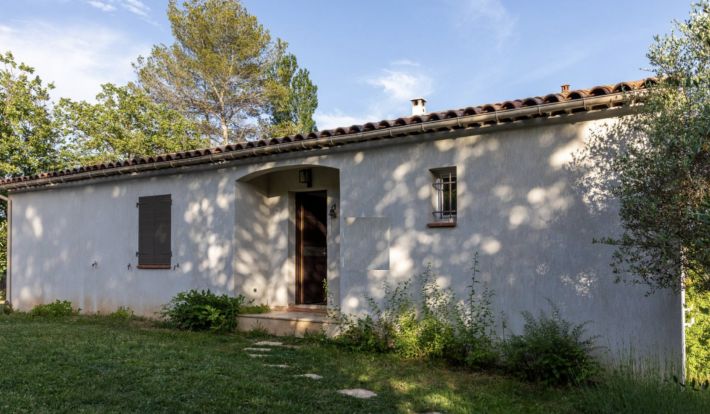 Detached Villa with Pool, Jacuzzi and Sauna