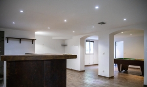 Detached Villa with Pool, Jacuzzi and Sauna