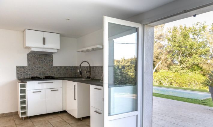 Detached Villa with Pool, Jacuzzi and Sauna