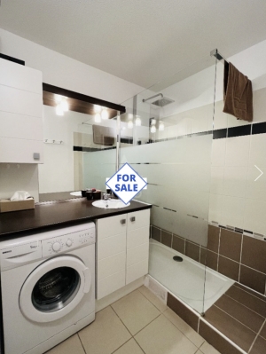 Apartment with Sea View and Private Access to Beach