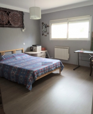 Large Detached Country House with Parkland Garden