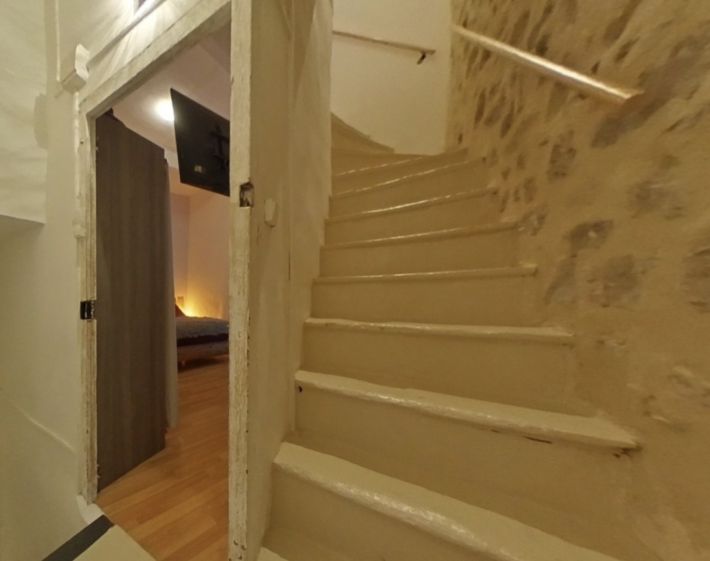 Lovely Fully Renovated House with Garage