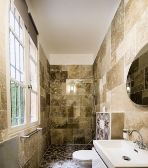 Apartment in Heart of Historic District