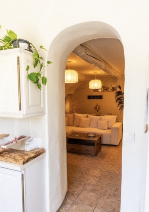 Delightful Town House with Lovely Garden