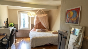 Delightful Town House with Lovely Garden