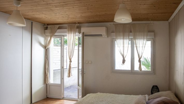 Delightful Town House with Lovely Garden