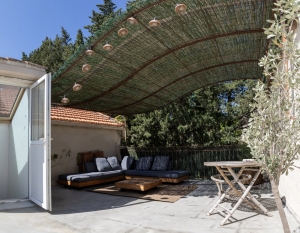 Delightful Town House with Lovely Garden