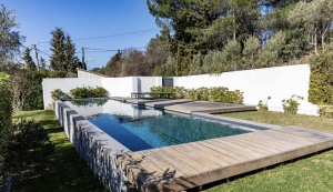 Contemporary Detached Villa with Swimming Pool