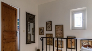 Detached Villa with Swimming Pool