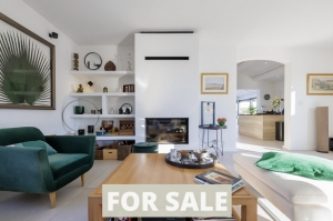 Detached Villa with Infinity Swimming Pool