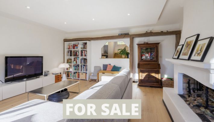 Lovely Apartment in Heart of Town