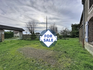 Detached Country House with Outbuilding