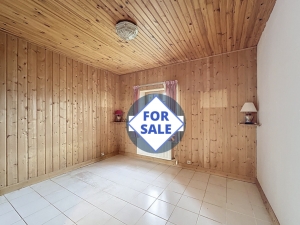Detached Country House with Outbuilding