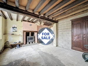 Detached Country House with Outbuilding