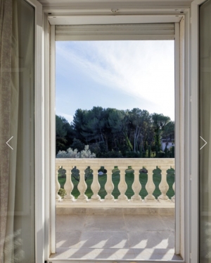 Stunning Manor House with Pool and Parkland Gardens